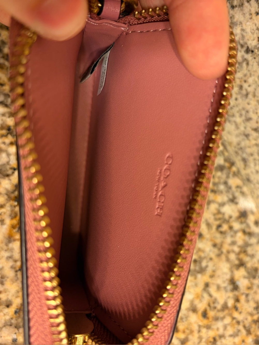 Coach essential chain card case - Picture 3 of 3